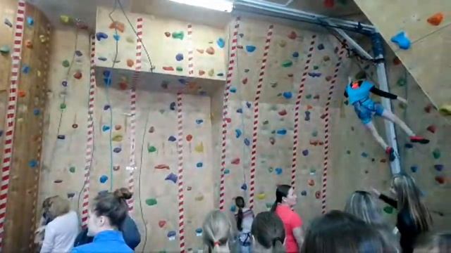 Скалолазание. Тобольск. 31 марта 2019 г. смотреть онлайн