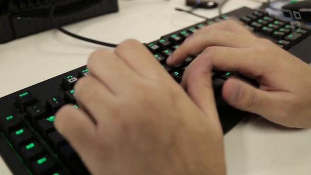Razer BlackWidow Ultimate Stealth [Análise de Produto] - Tecmundo смотреть онлайн