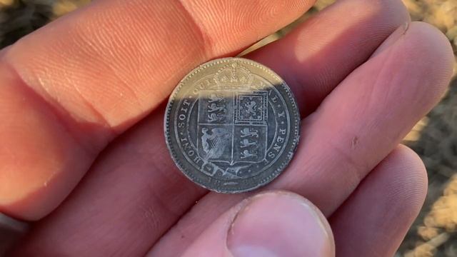 He got a RARE 2000 year old silver coin (and a death brooch) смотреть онлайн