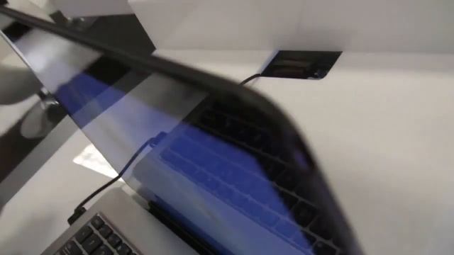 Asus Vivo Tab Υβριδική λύση για Windows 8 Pro смотреть онлайн