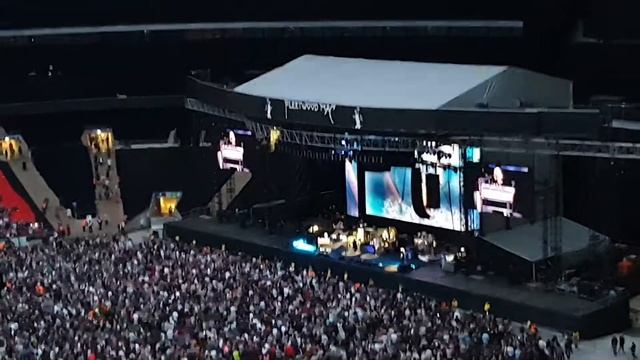 Fleetwood Mac - You Make Loving Fun - Wembley Stadium - June 16th 2019 смотреть онлайн