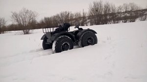 Засадил вездеход Литл в пухляке больше метра