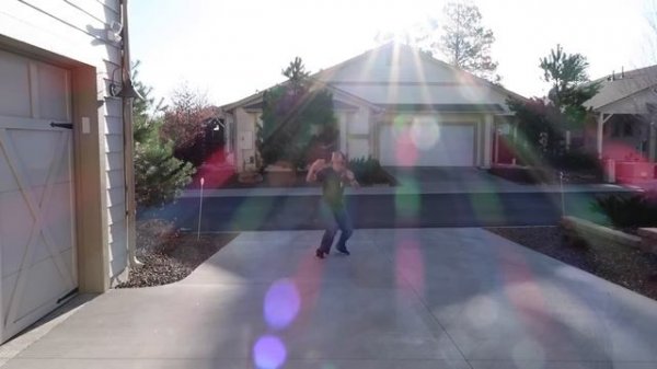 Bored Smashing - MacBook! 100K SPECIAL