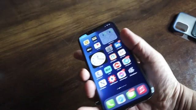 Wireless Battery Pack | 800 Rs इतना सस्ता 😲😲 | Delhi Guffar Market | Apple battery Pack смотреть онлайн