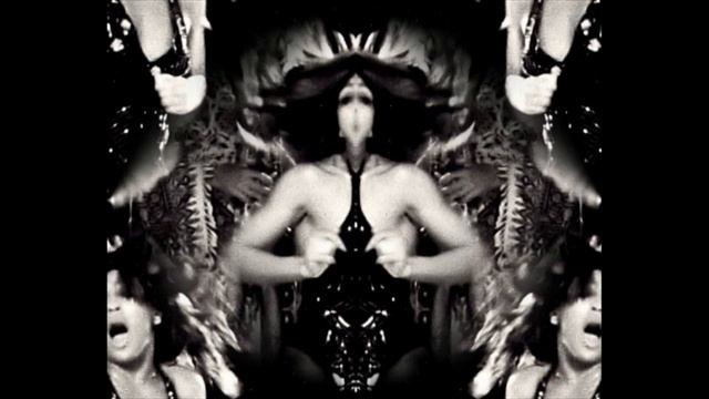 Ike and Tina Turner - She came in through the Bathroom Window смотреть онлайн
