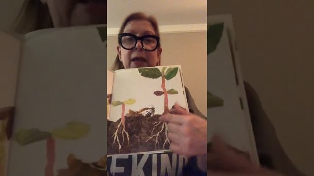 Reading: Little Apple, A Book of Thanks смотреть онлайн