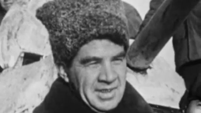 2февраля-день Победы в Сталинградской Битве.Поклонимся Великим тем годам! смотреть онлайн