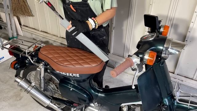 【バイク女子】DIYでロッドホルダー自作！バイクを釣り仕様へカスタム｜グリップ交換とキャリア取り付け｜零戦カブ смотреть онлайн