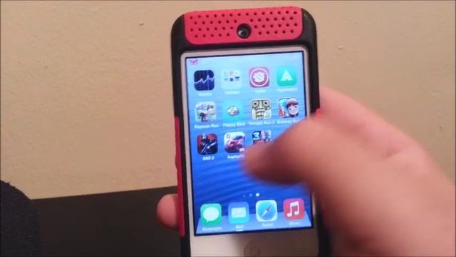 Apple iPod Touch 4G IOS 6.1.6 IOS 7 Theme & More смотреть онлайн