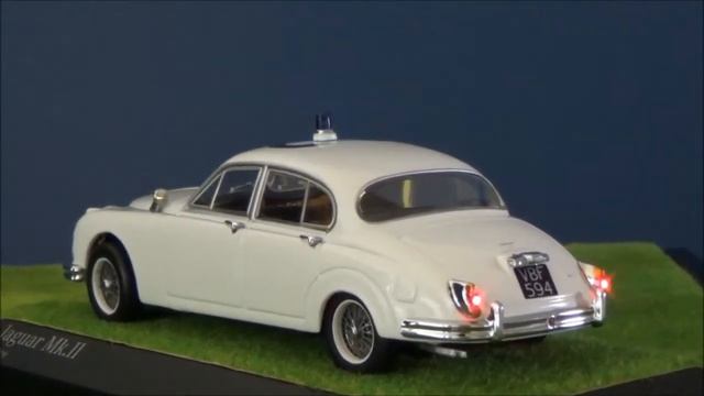 Minichamnps 1/43, Jaguar MK II England Police LED tuning by MBW смотреть онлайн