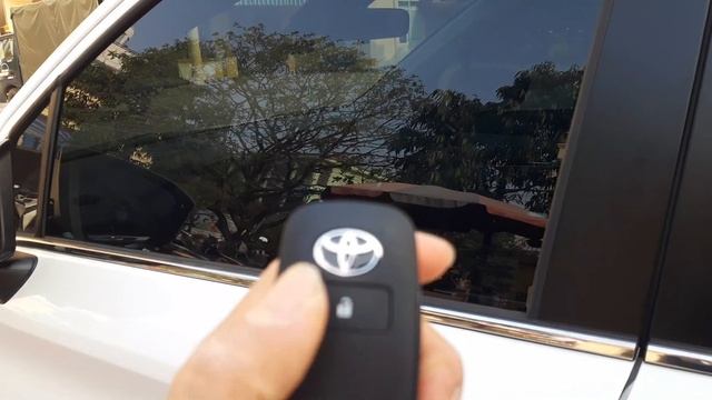 TOYOTA Veloz Độ Thêm Lên Xuống Kính Tự Động Lắp Zin Cắm Rắc смотреть онлайн