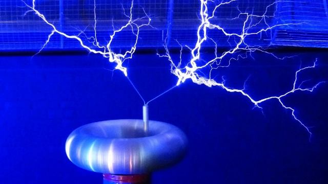 60Hz Alternative Current Tesla Coil Binaural Beats | Increase Your Energy Levels and Vibration смотреть онлайн