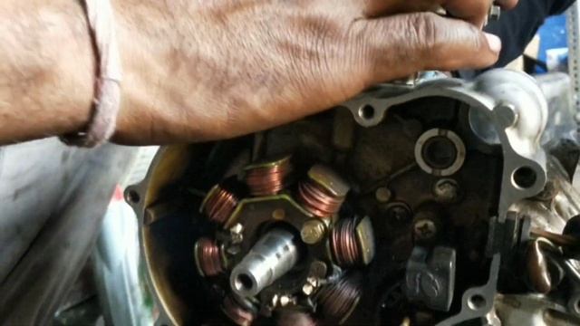 BAJAJ Discover 125 cc Full Engine Fitting बजाज डिस्कवर 125 cc फुल इंजन फिटिंग 100% смотреть онлайн