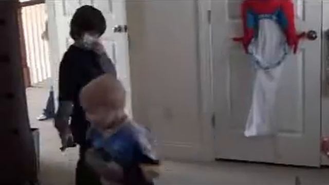 Lukey Foundation - short video - web.wmv смотреть онлайн