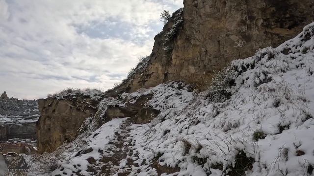 Adventure in Narikala Fortress смотреть онлайн