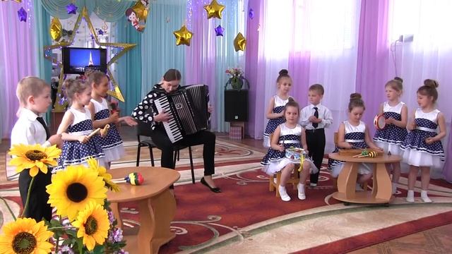 «Маленькие звездочки Бахмута». Фестиваль детского творчества 19 мая 2017 смотреть онлайн