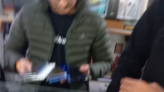 Cheapest Mobile Market Chandigarh/Samsung Mobiles/Samsung Watches/Samsung Earbuds смотреть онлайн