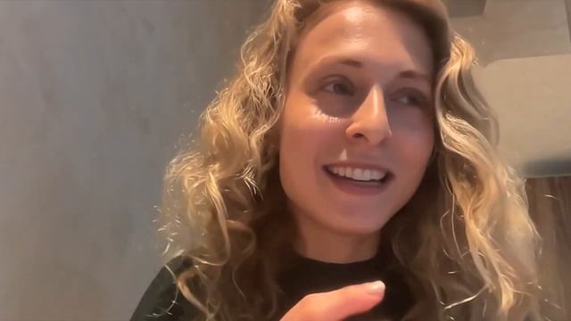 Building a Career that Protects your Creativity - Zoe Goldsmith of Imagen AI смотреть онлайн