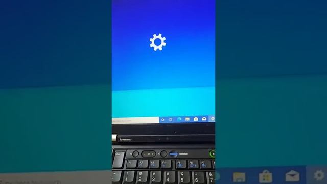 Install Windows 10 on Lenovo Laptop смотреть онлайн