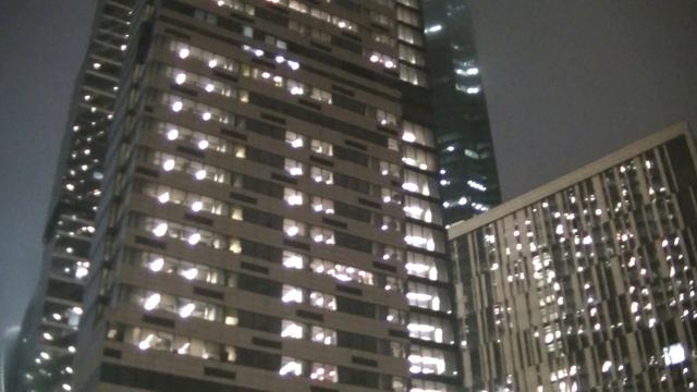 Вечерняя прогулка в районе Москва-Сити - 4 смотреть онлайн