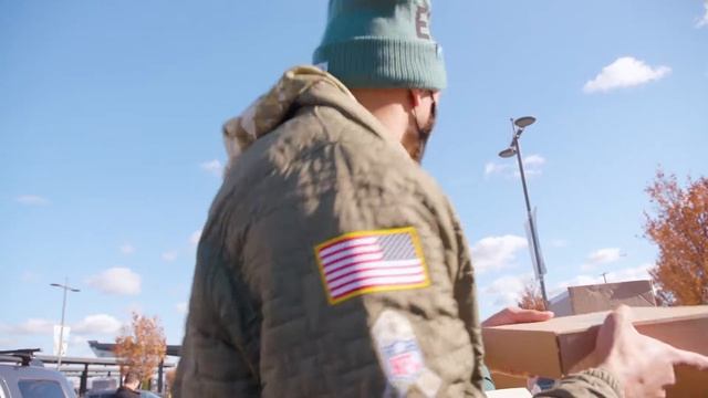 At Lincoln Financial Field, Eagles Players Passed Out Pies For The Holidays.