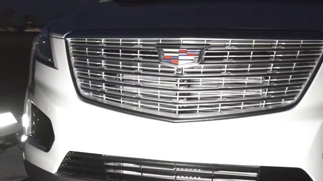 Cadillac XT5-in qeyri adi təqdimatı смотреть онлайн
