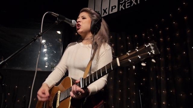 Kitten - Kill the Light (Live on KEXP) смотреть онлайн
