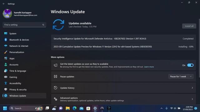 windows 11 22h2 moment 4 update being installed on my pc смотреть онлайн