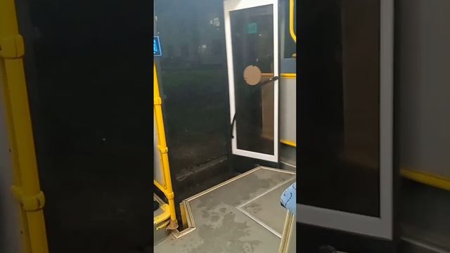 Открытие/Закрытие дверей автобуса МАЗ-103.469 (Е436ХК_35;1303) смотреть онлайн