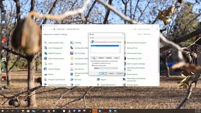 Creating a New Outlook Profile смотреть онлайн