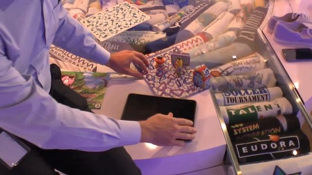 Augmented reality on mobile arrives at Qualcomm смотреть онлайн
