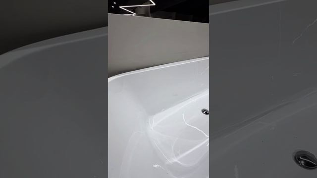 Ванна акриловая «Grossman» GR-2901 170/75 с каркасом с сифоном белая/чёрная смотреть онлайн