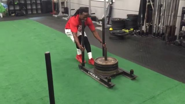 HIT FITNESS WAREHOUSE - "High Intensity Training Methods Build a Physique of an Elite Athlete" смотреть онлайн