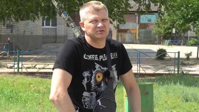 БАТЯ И СЫН ОТВЕЧАЮТ НА ШКОЛЬНЫЕ ВОПРОСЫ смотреть онлайн
