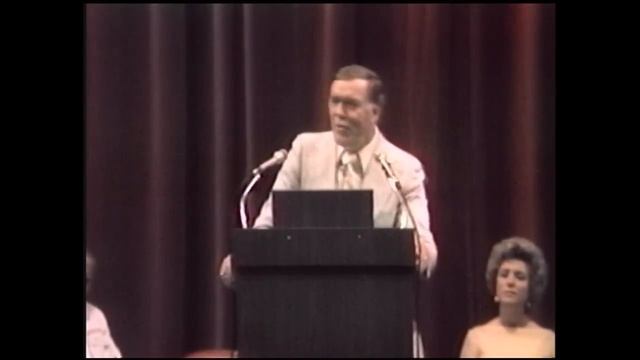 "Loose Him and Let Him Go!" | Rev. Kenneth E. Hagin |. *(Copyright Protected) смотреть онлайн