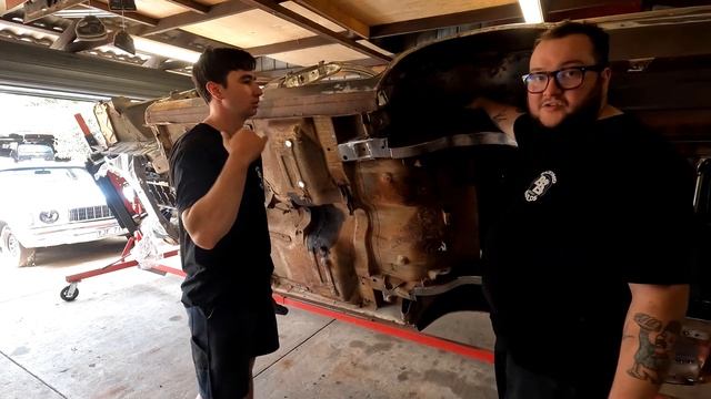 The VL is Back!! 9" and 4 link install: How to tub a VL: Backyardbuilds смотреть онлайн
