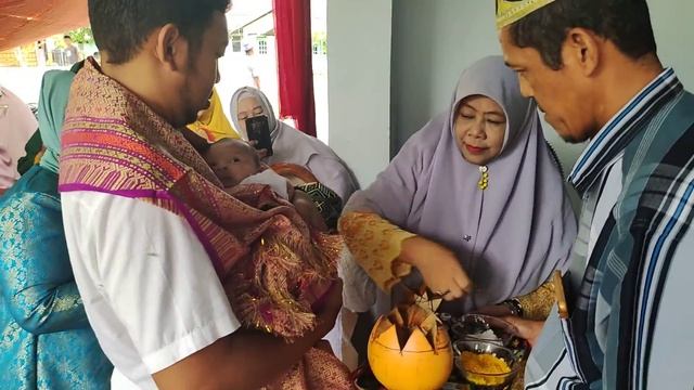 AQIQAH DAN GUNTING RAMBUT смотреть онлайн