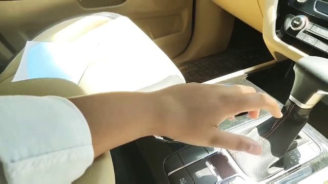 KIA CARNIVAL LIMOUSINE VARIANT(Top End Variant) Detailed Review | Kya Luxurious Gaadi hai Boss😎😎!! смотреть онлайн