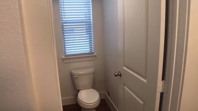 The Tobin Estate Apartments: 2A Warm Tone Virtual Tour! смотреть онлайн