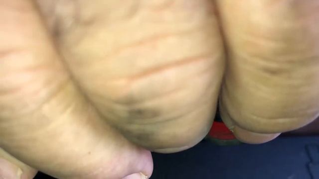 How To Replace Headlight Lamp Bulb 2006 Hummer H3 смотреть онлайн