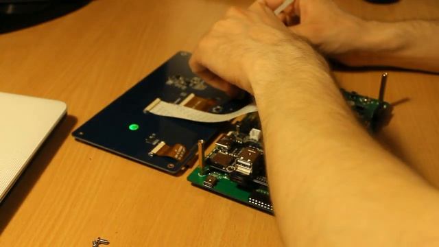 Assembled Cubieboard2+DVK521+Touch LCD смотреть онлайн