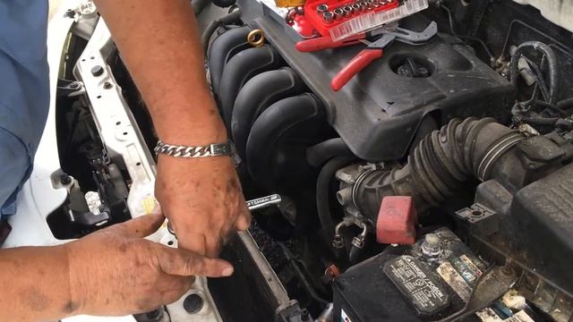 How to Replace an A/C Condenser | 2005 Pontiac Vibe смотреть онлайн