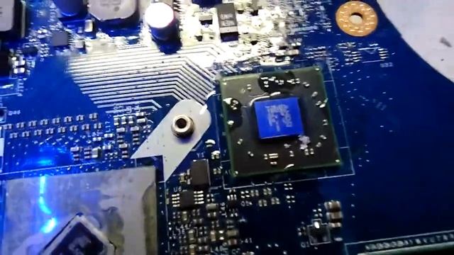 Riparazione Acer Aspire 5552 смотреть онлайн