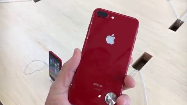 iPhone 8 PLUS RED PRIMERA REACCION REAL EN VIVO ! смотреть онлайн