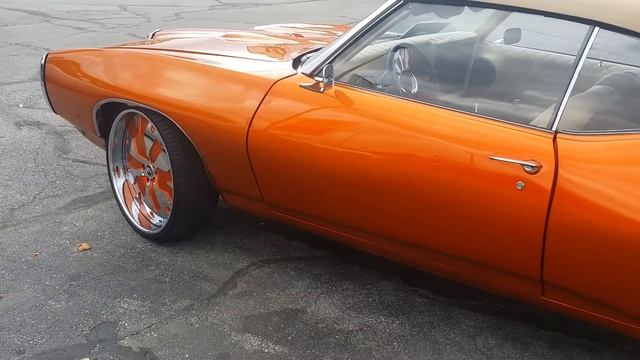 Kandy Orange '68 Pontiac LeMans on staggered 24" Forgiato Razo-L's! смотреть онлайн