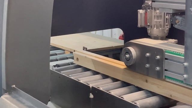 SARMAX FIBERTECH-S 8 AUTOMATIC SANDING CENTER FOR WINDOW PROFILES смотреть онлайн
