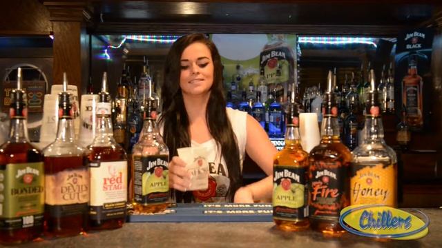 Whats2hot Presents: Chillers Jim Beam Apple Recipe смотреть онлайн