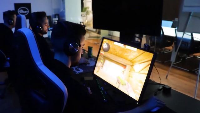 Logitech G Pro Kit Review смотреть онлайн