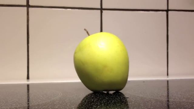 Apple falling over смотреть онлайн