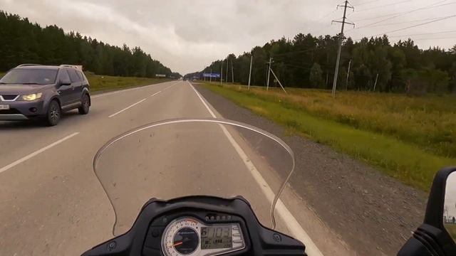 Поворот в малом радиусе, Экстренное торможение со 100 км/ч смотреть онлайн